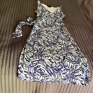 Summer sleeveless dress with belt. Hardly worn.